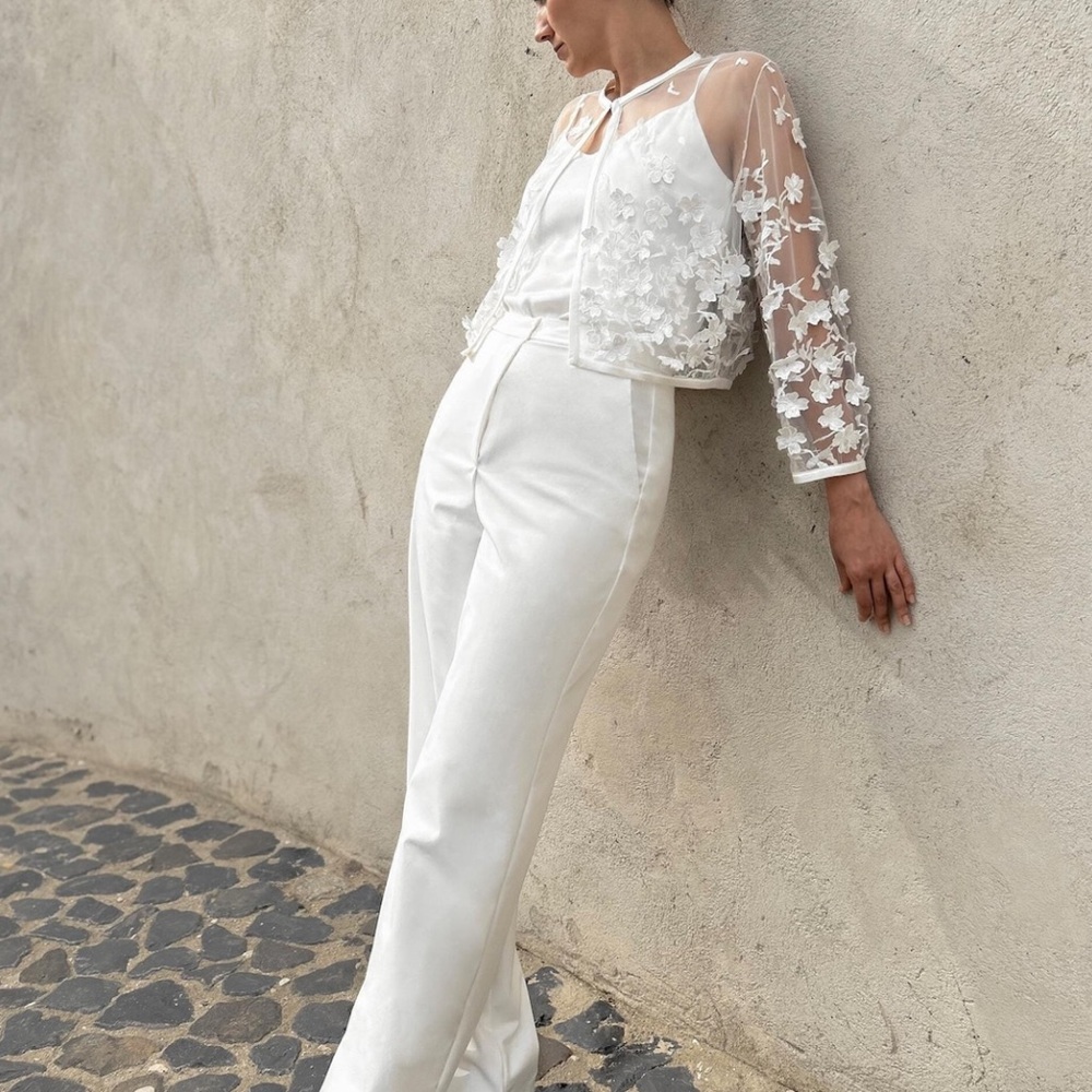 Chic Sheer Floral White Jacket